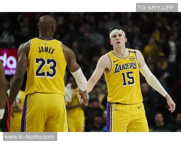 帕森斯：詹姆斯回归后里夫斯依然是湖人队的第二选择
